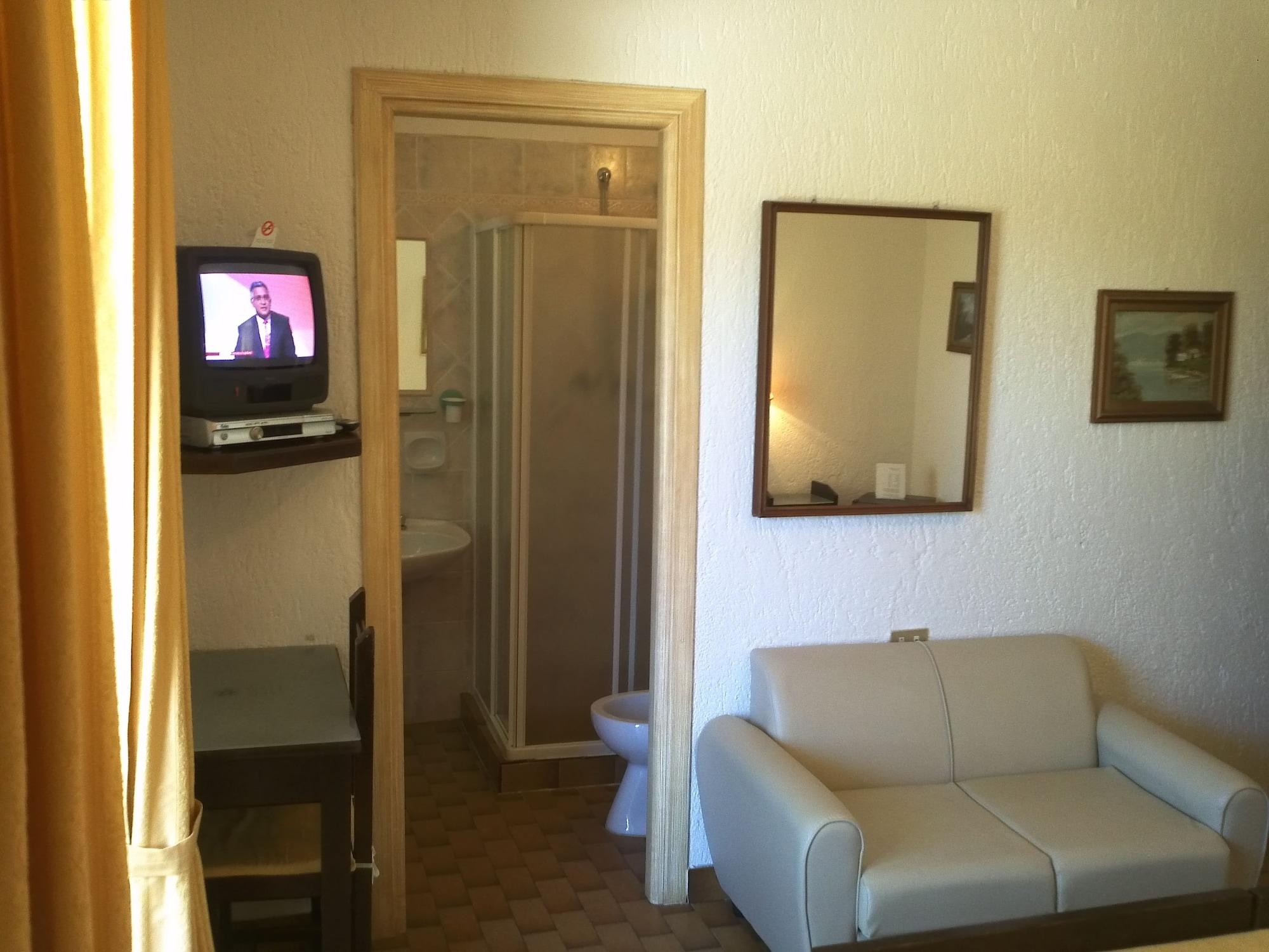 Abbaruja Hotel